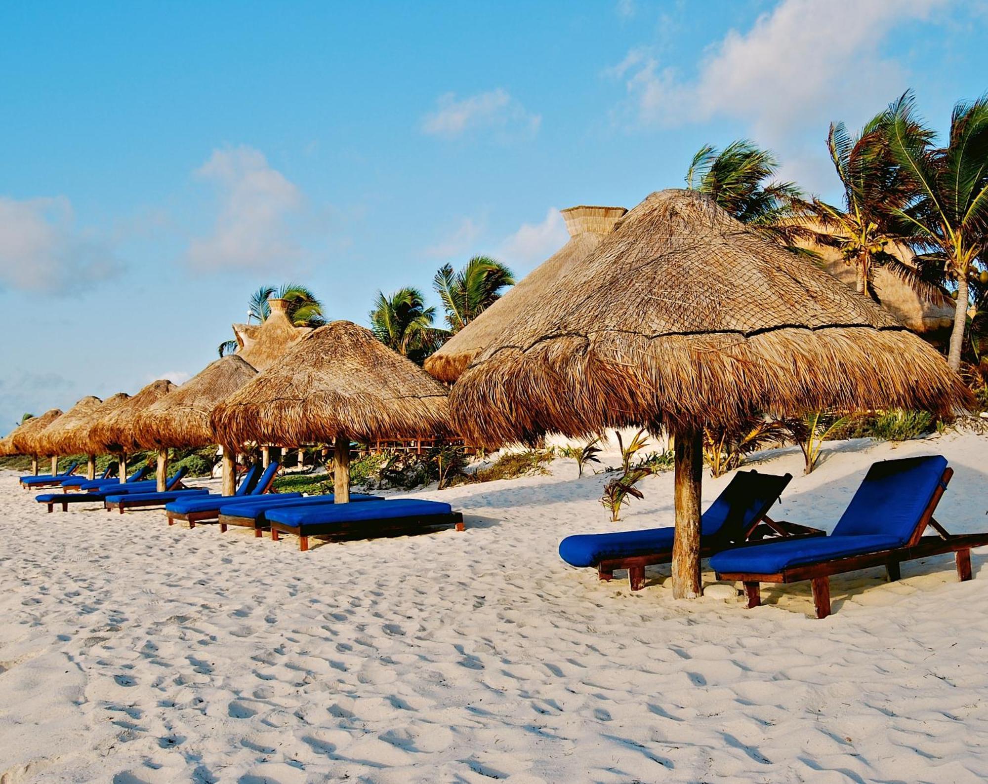 Sol Caribe Hotel Пунта Ален Екстериор снимка