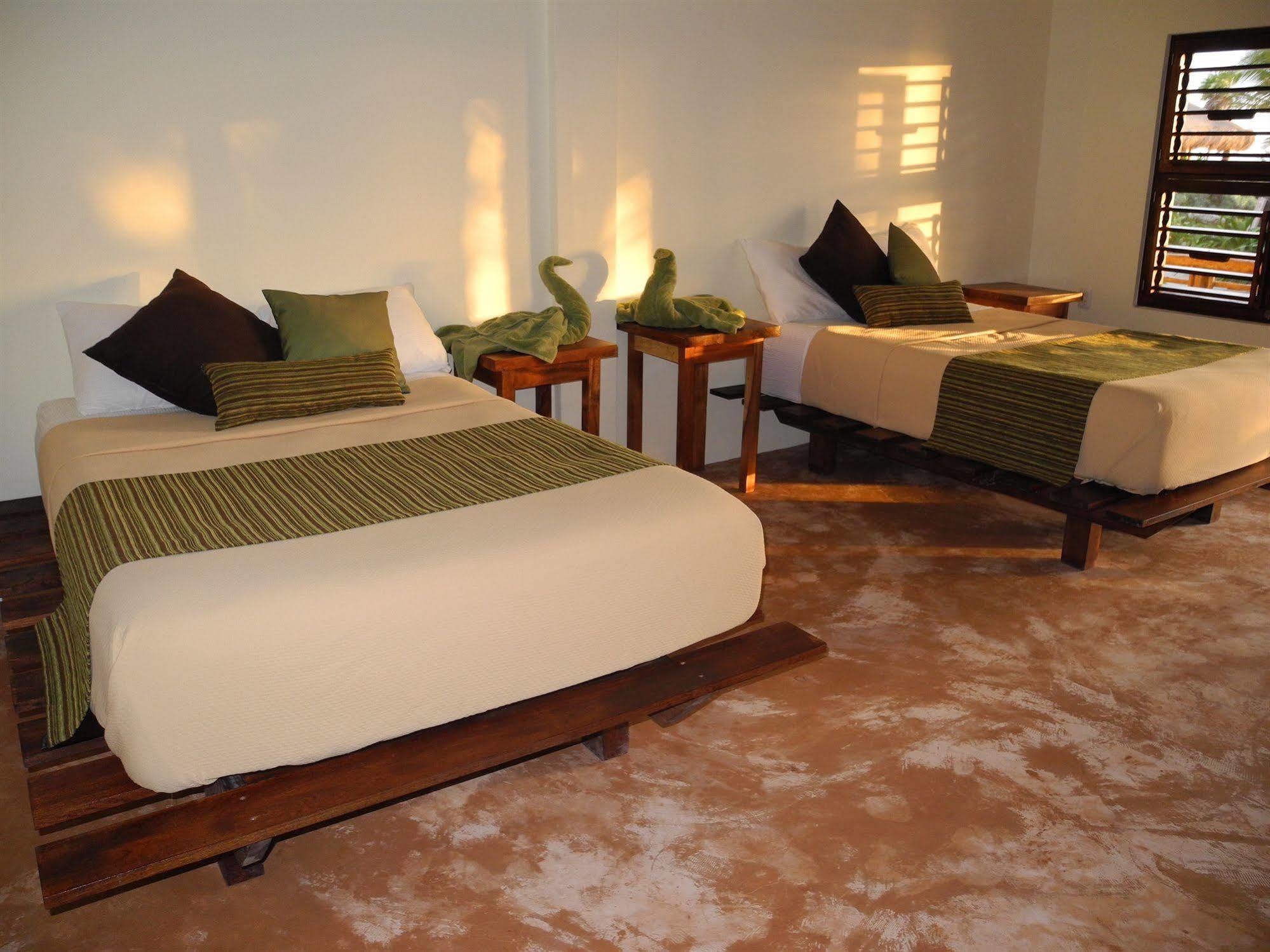 Sol Caribe Hotel Пунта Ален Екстериор снимка